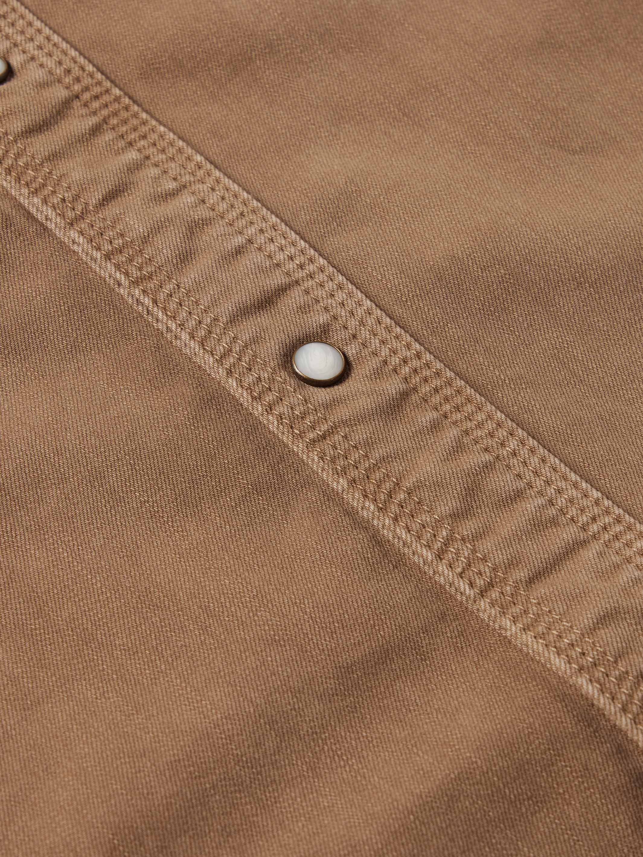 Camisa de ganga estilo western com botões